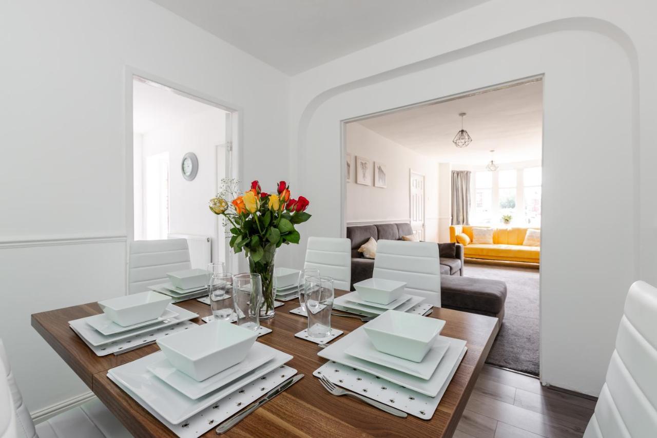 1 Mile To Etihad Stadium & Coop Arena, Free Parking, 7 Ppl Villa Manchester Exterior foto