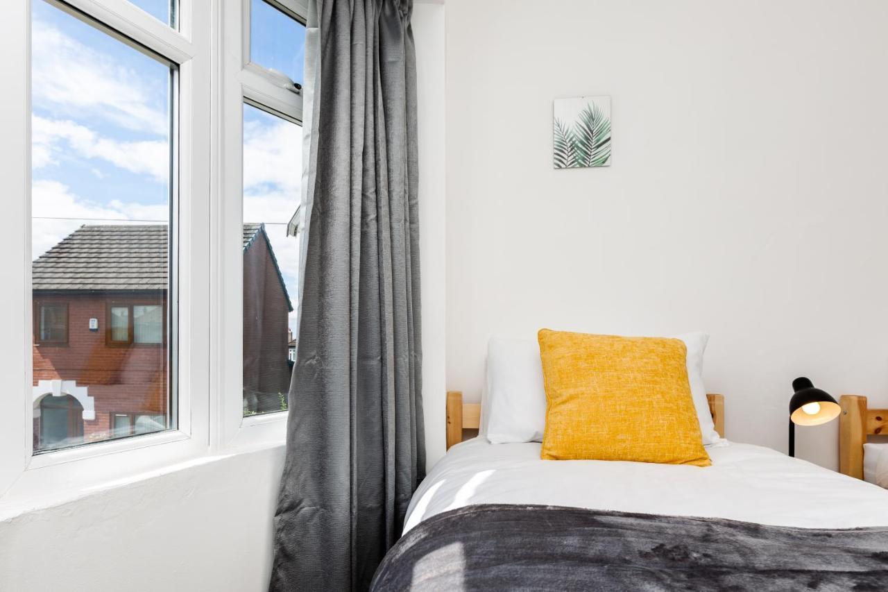 1 Mile To Etihad Stadium & Coop Arena, Free Parking, 7 Ppl Villa Manchester Exterior foto